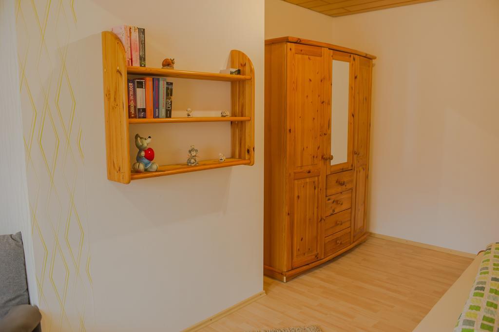 Zimmer Zur Ehemaligen Weinstube Untermberg Bagian luar foto